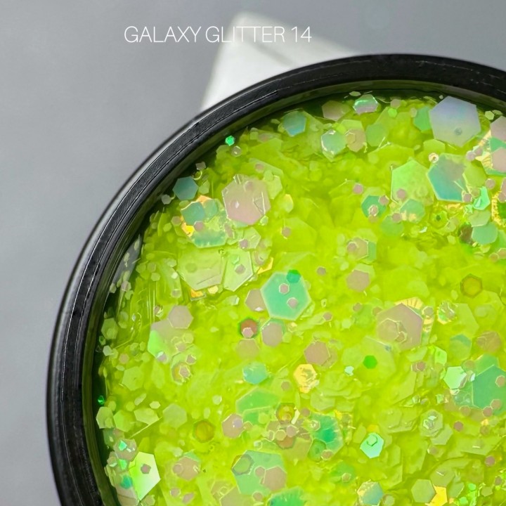 SAGA  professional   Galaxy glitter 8 ml 14