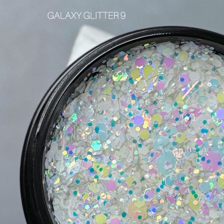 SAGA  professional   Galaxy glitter 8 ml 9