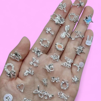 Декор металевий, прикраси в асортименті 1 шт